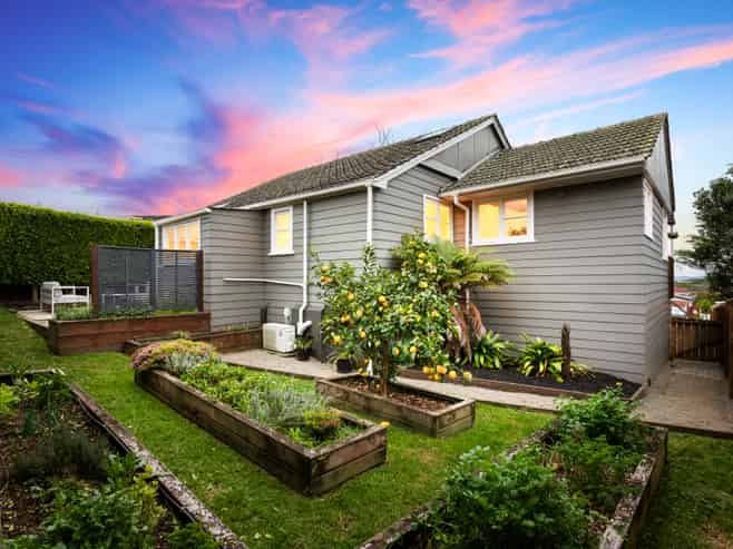 1/6 Riverview Road, New Lynn
