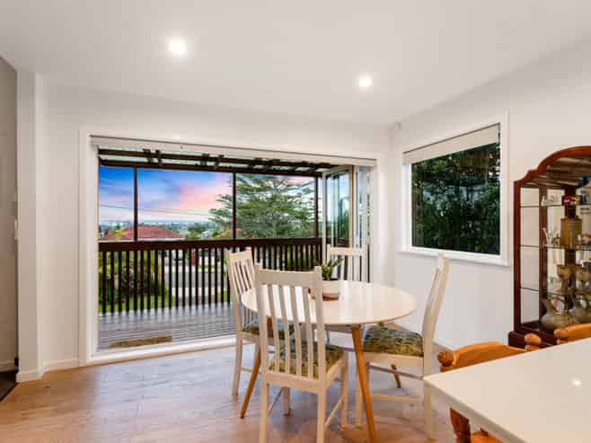 1/6 Riverview Road, New Lynn
