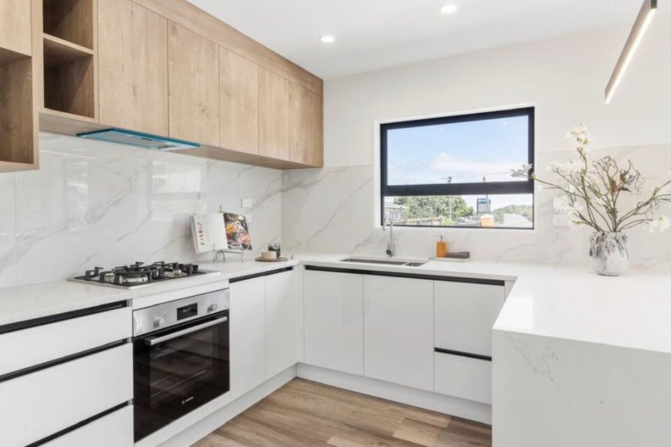 BRAND NEW MODERN LIVING - WATTLE DOWNS RESIDENCE - Vista 6