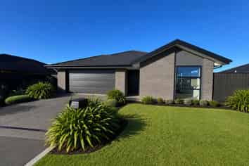 61 Westmoor Boulevard, Rolleston
