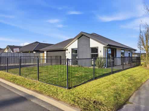 135 Infinity Drive, Pegasus