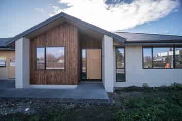 27 Denmark Street, Temuka