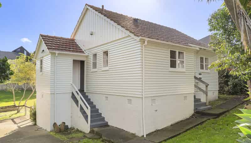 15 Meola Road, Westmere