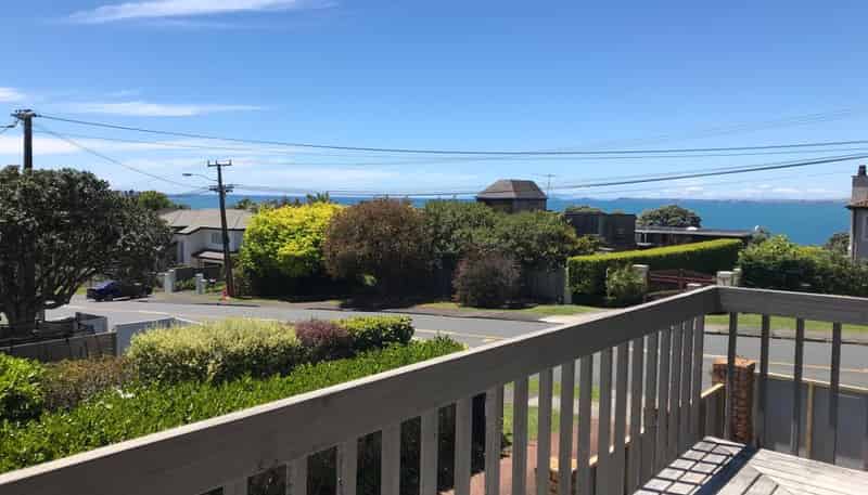 150A  Beach Road, Campbells Bay