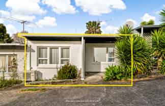 2/86 Divich  Avenue, Te Atatu South