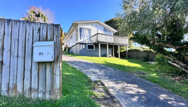 81 Vandeleur Avenue, Birkdale