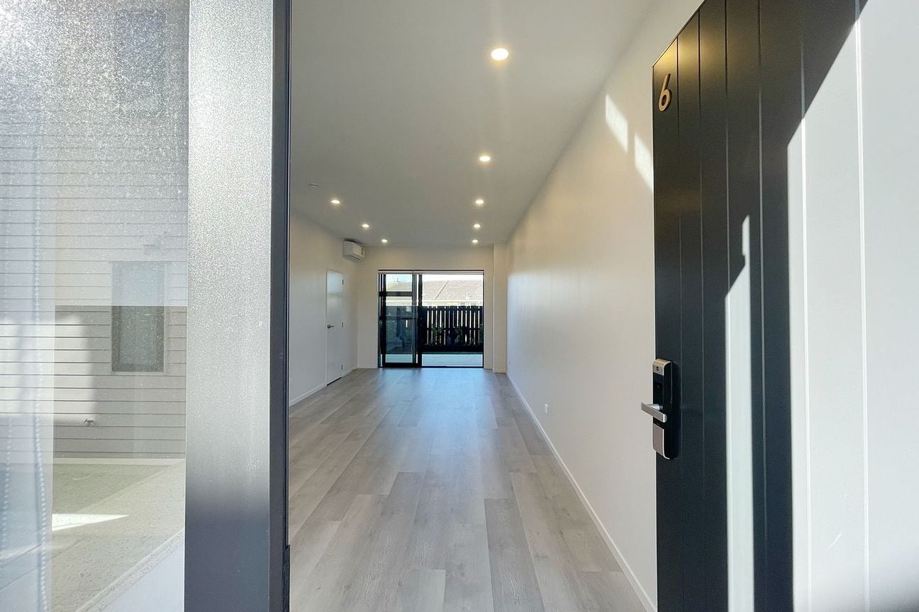 Modern Townhouse in Pakuranga – Great Location! – pohled 2