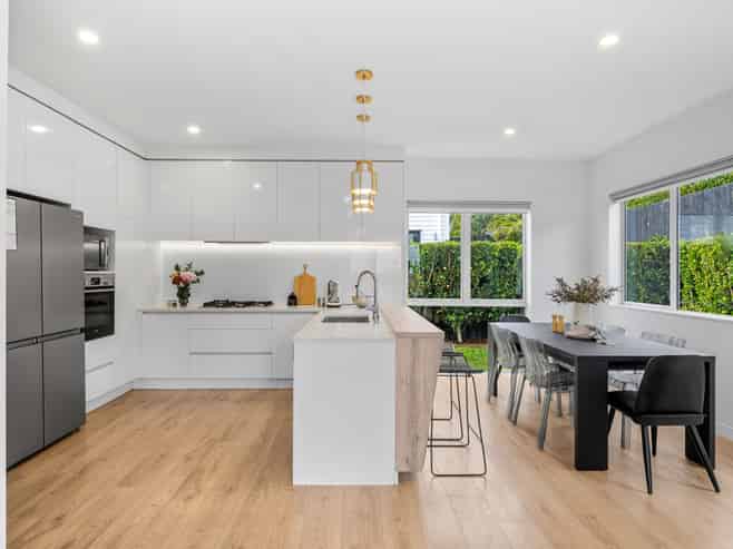 31B Weatherly Road, Torbay