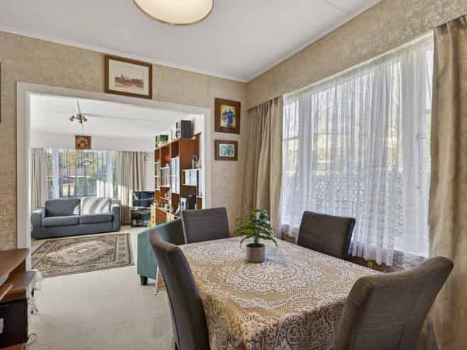 6 Penrith Street, Westown