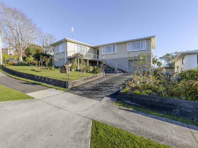 6 Penrith Street, Westown