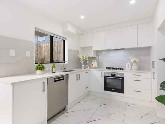 5A Pasteur Place, New Windsor