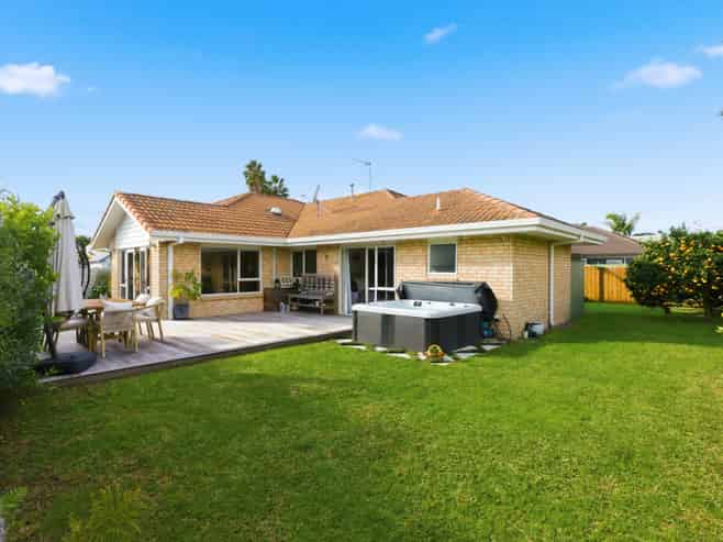 90 Gravatt Road, Papamoa