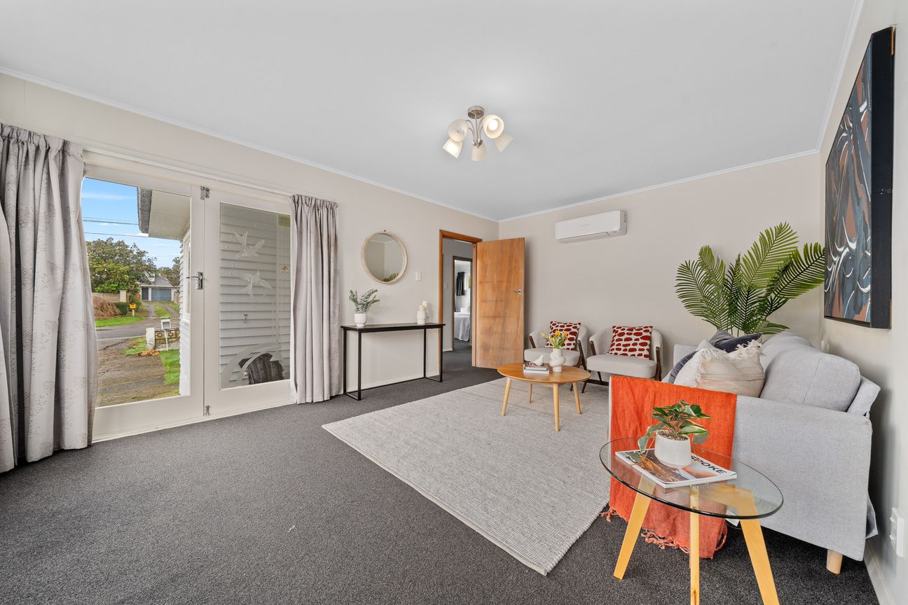 Four Bedroom, Two Bathroom Home in Johnsonville! - Widok 5
