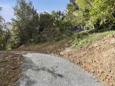 8 Haven Grove, Naenae
