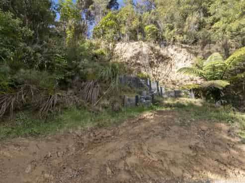 8 Haven Grove, Naenae