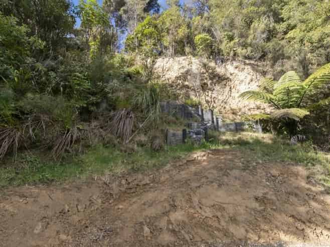 8 Haven Grove, Naenae