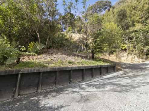 8 Haven Grove, Naenae