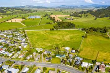 54 & 56A George Street, Hikurangi