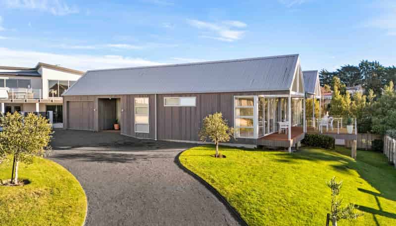 335 Highcliff Road, HIGHCLIFF