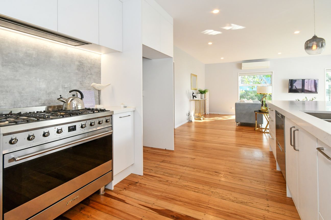 Your Cockle Bay Family Home Awaits $1,375,000 - Vista 6