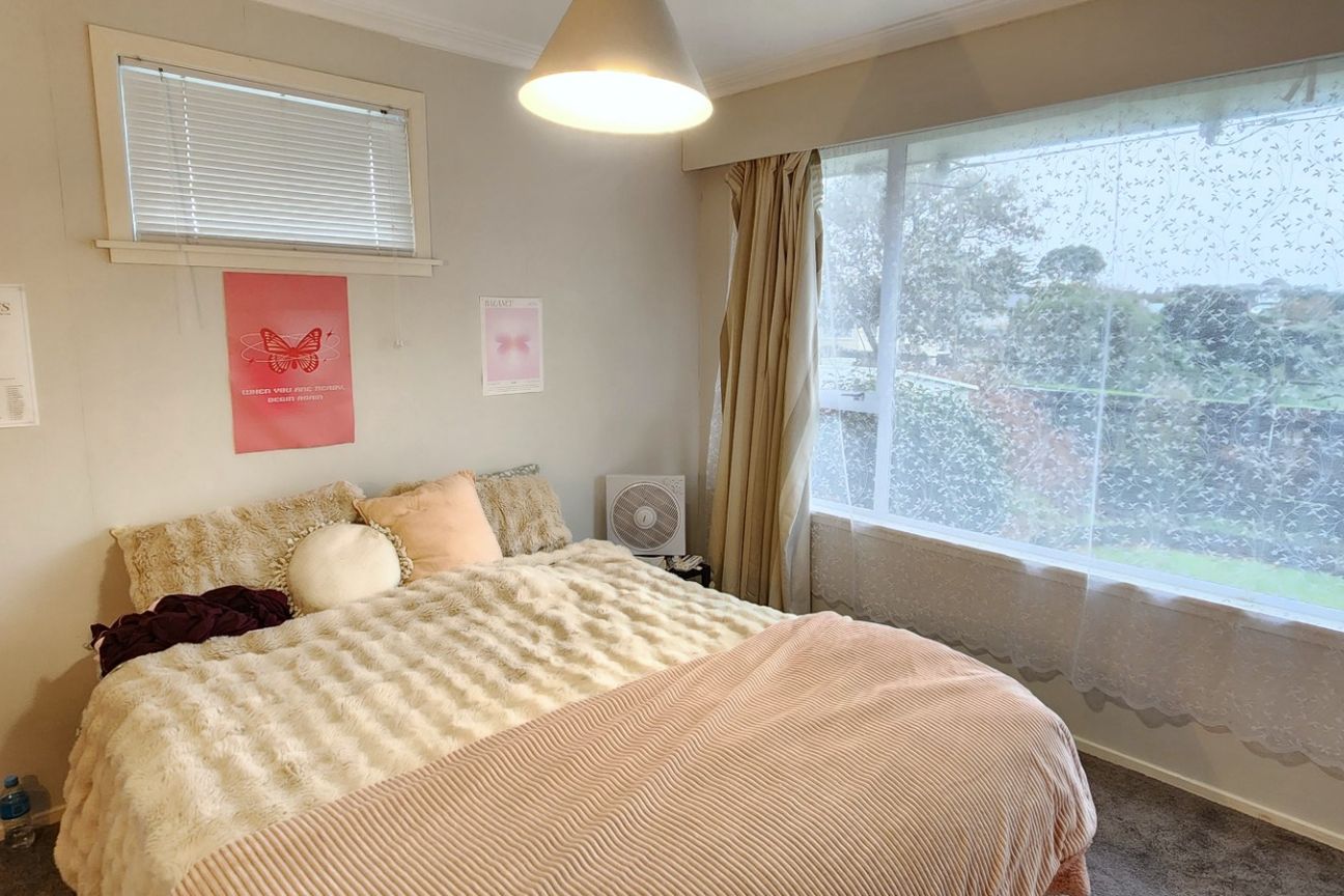 Spotswood, 3 bedrooms - Więcej