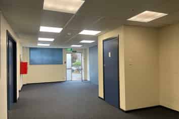 North Dunedin Storage/Studio with parking