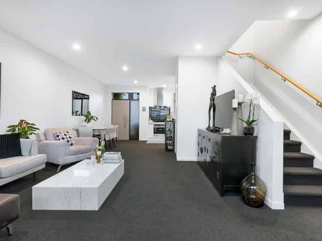 6/50 Ocean View Road, Northcote
