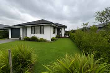 26 Oakdale Grove, Richmond