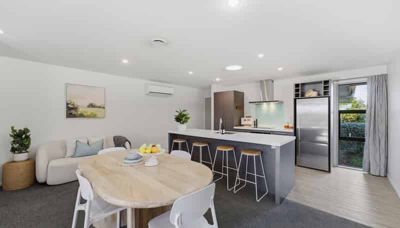16 Sylvia Street, Parklands