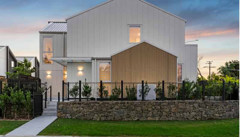 10/2 Albatross Road, Red Beach