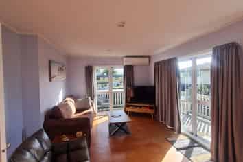 1a Surf Street, Whitianga