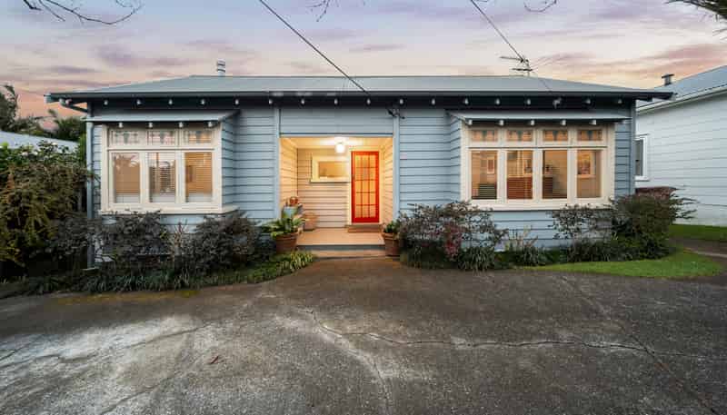 26 Egremont Street, Belmont