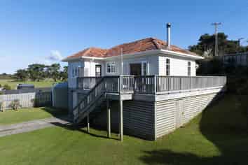 4 Waterside Way, Pukenui