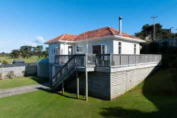 4 Waterside Way, Pukenui
