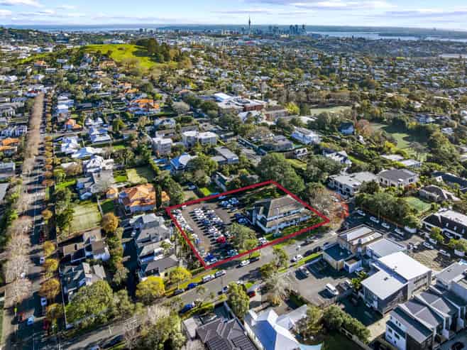 Prime Remuera corner site