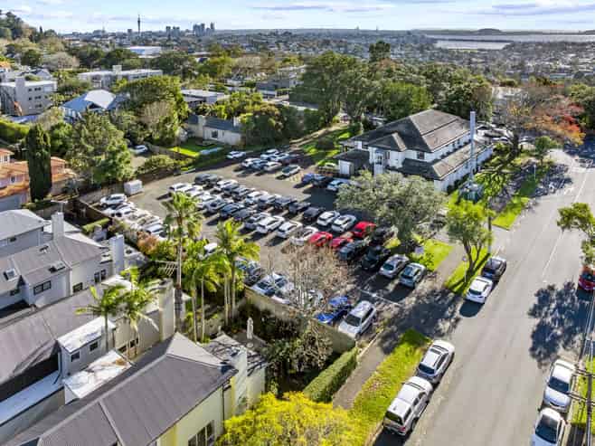 Prime Remuera corner site