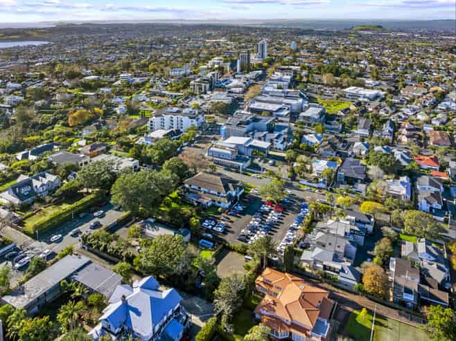 Prime Remuera corner site
