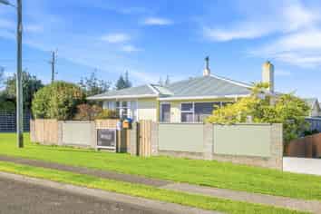 12 Taupata Street, Castlecliff