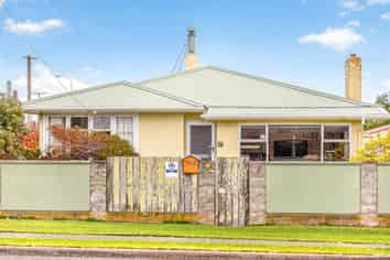 12 Taupata Street, Castlecliff