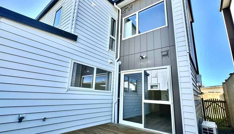 36 Halsey Road, Manurewa