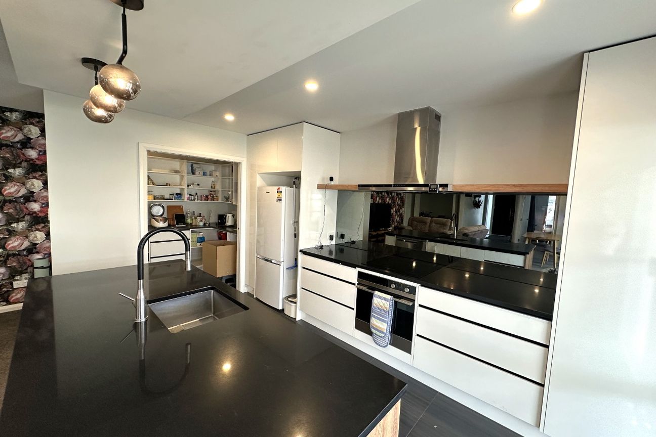 15 Monaco Grove, Fitzherbert - View 3