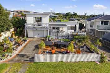 14 Garland Road, Ruakaka