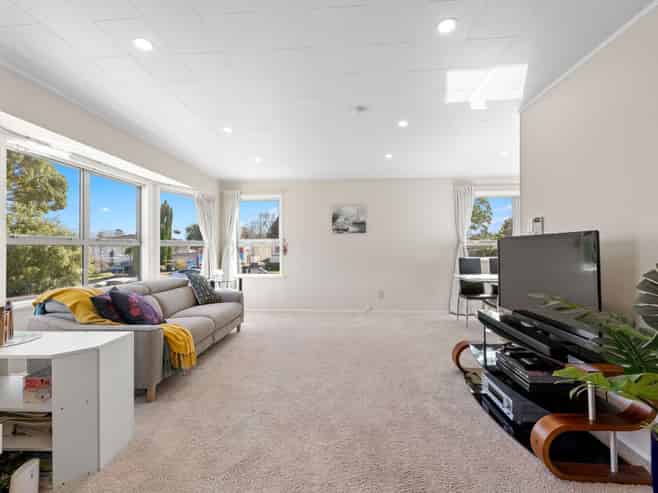 12 Hope Farm Avenue, Pakuranga Heights