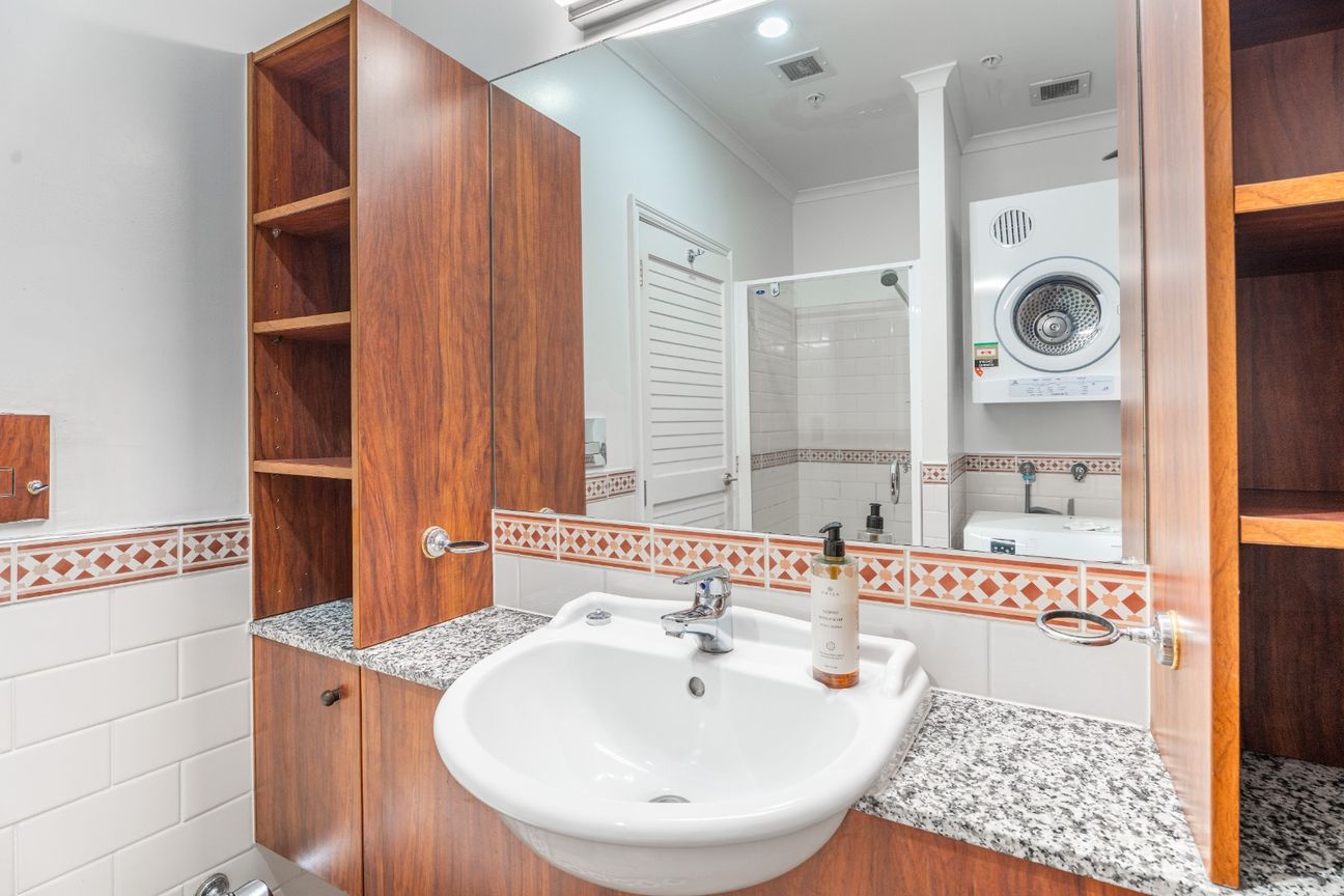 Limited Offer - 4 Weeks Rent Free! - Meer
