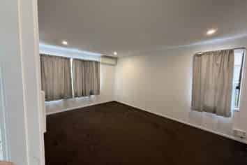 9 Edwin Freeman Place, Ranui
