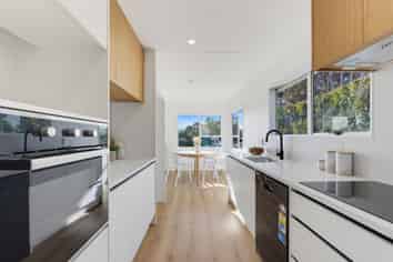 14 Lockheed Place, Onerahi