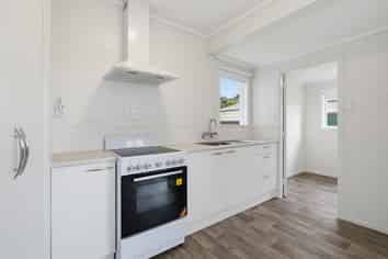 11 Island View Road, Western Heights