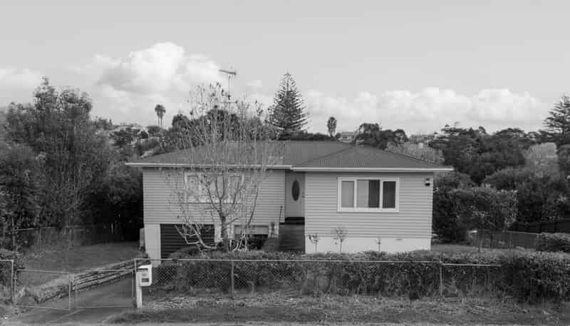 13 Hellyers Street, Birkdale