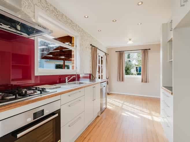 5 Keitha Place, Glenview