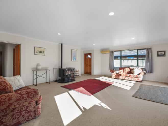 15A Bary Street, Springlands